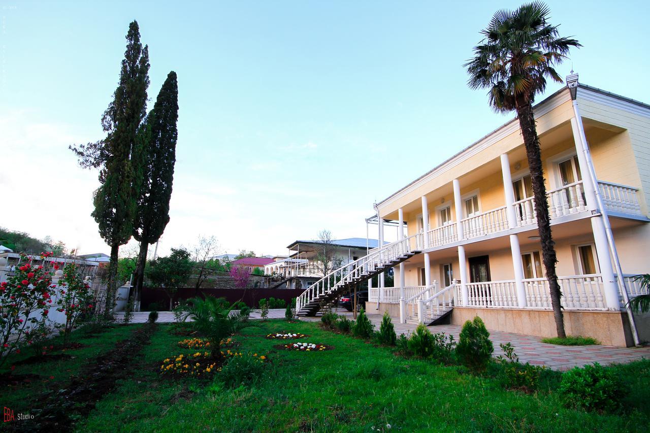 Green Garden Guest House Ckaltubo Kültér fotó